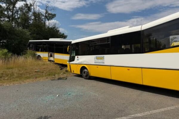 Поблизу Олексовіце у Чехії зіткнулися два автобуси: постраждали дві українки