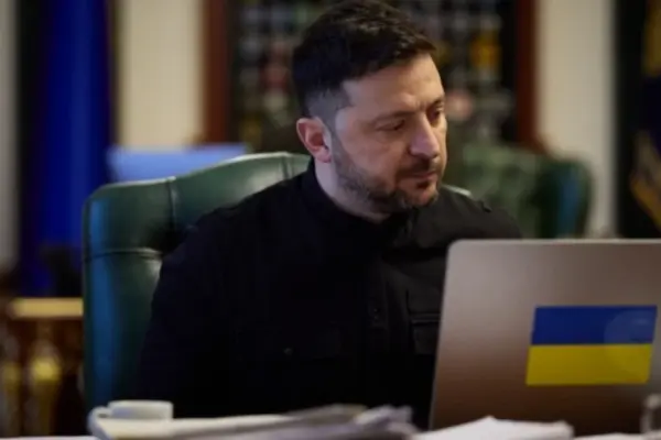 Імена та посади в указах 3 серпня: від Хоманця до Ляліної-Бойко