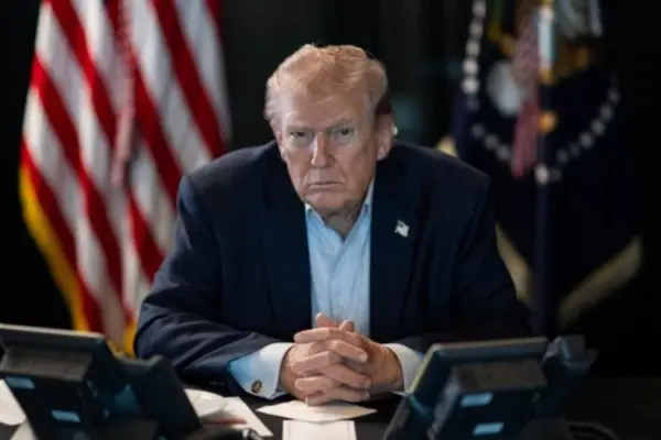 Трамп підписав два укази про обмеження громадянства США за народженням